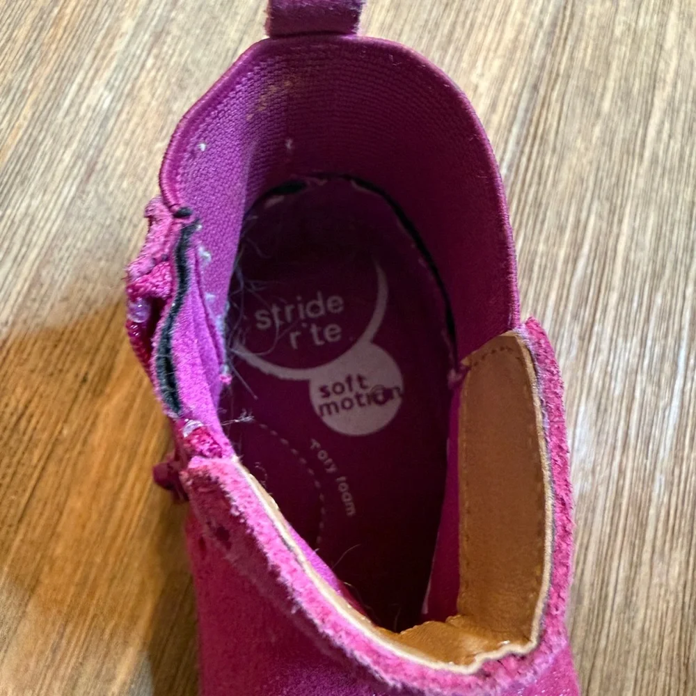 Stride Rite Soft Motion Agnes Heart Glittery Pink Boots Size 5M